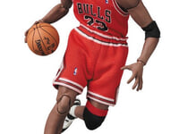 マフェックス「NBA マイケル・ジョーダン（Chicago Bulls）」可動フィギュア 再販決定の画像