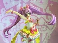 プリパラ「真中らぁら スケールフィギュア」ねんどろいどこ～で「ドロシー＆レオナ ツインギンガムコーデ」展示の画像