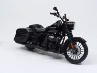 【可動フィギュア用に】1/12「ハーレーダビッドソン 2017 ロードキングスペシャル」ほか予約開始【完成品バイク】の画像