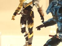 「仮面ライダービルド トライアルフォーム（ラビットドラゴン）」「仮面ライダーゲンム ゾンビアクションゲーマー レベルX-0」参考出品の画像