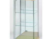 【フィギュアケース用に】不二貿易「ガラスコレクションケース3段」がちょい安の画像