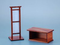 【可動フィギュア用に】コバアニ模型「1/12 檜の講釈台と演目めくり」予約開始、落語の大喜利シュチュなどにの画像