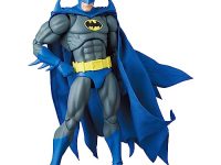 マフェックス「ナイト クルセイダー バットマン」「ベイン (BATMAN KNIGHTFALL Ver.) 」可動フィギュア 予約開始の画像