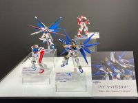 ガンダムユニバース「ガンダムアストレイ レッドフレーム」アクションフィギュア 参考出品の画像
