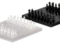 【可動フィギュア用に】プリプラ「フィギュアでチェス」予約開始、1/12フィギュアサイズの小さなチェスセットの画像