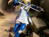 【ダンまち】リボルテック「 アイズ・ヴァレンシュタイン 」可動フィギュア 近日予約開始の画像