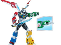 【ボルトロン】「アルティメット ボルトロン 14インチ アクションフィギュア」ほか予約開始、全高約36cmの画像