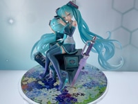 【ガンダム×初音ミク】Lucrea「初音ミク×ダブルオーガンダム」フィギュア【予約開始】の画像