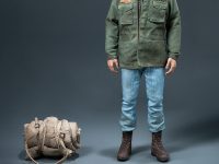 【ランボー】threezero「ジョン・ランボー(フィールドジャケット)」1/6可動フィギュア 予約開始の画像