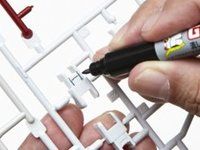 素組みのガンプラのスミイレに最適なマーカー「ガンダムマーカー 流し込みスミイレペン」登場！の画像